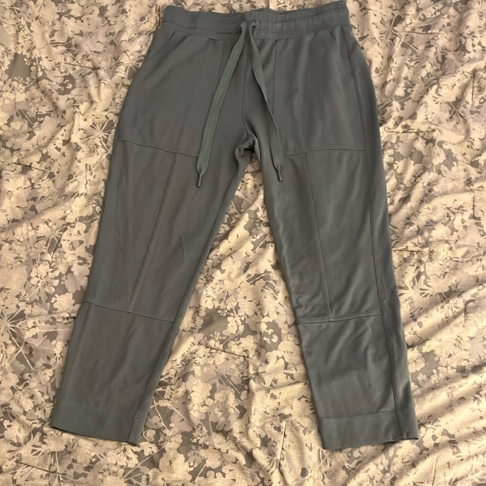 CAbi Army Green Joggers Casual Stylish Sweatpants Wide Waistband Pockets